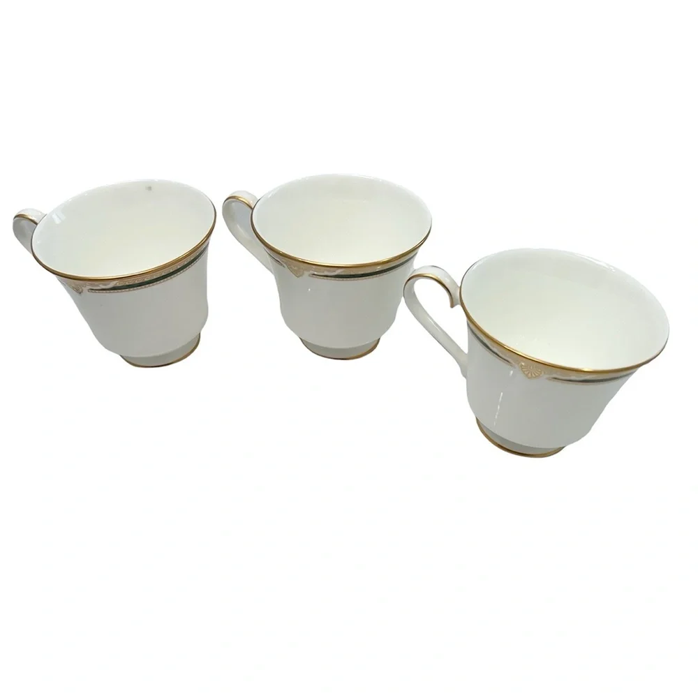 ROYAL DOULTON FORSYTH SET OF 3 FOOTED BONE CHINA CUPS & SAUCERS